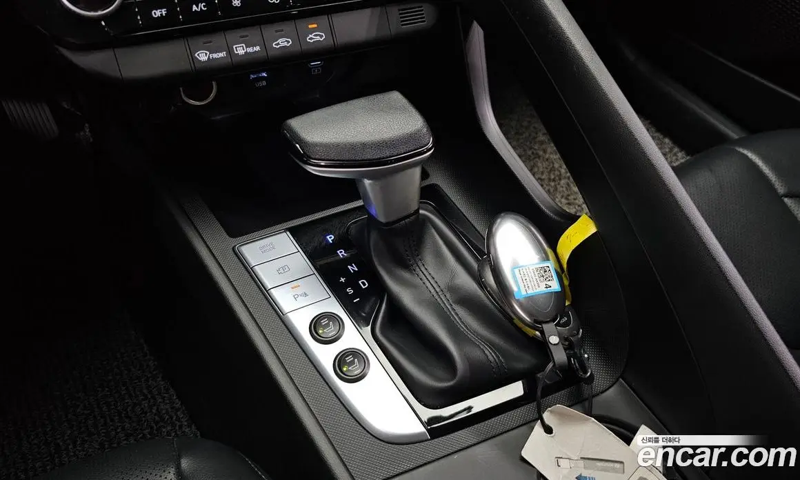 Hyundai Avante 2023 1.6 автомат (гидро), фото 12