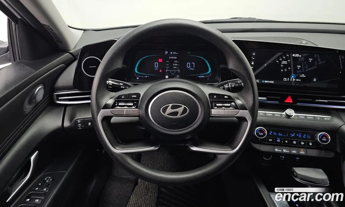 Hyundai Avante 2023 1.6 автомат (гидро), фото 19