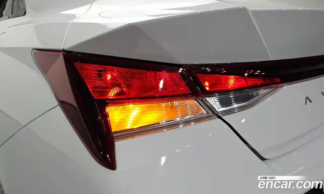 Hyundai Avante 2023 1.6 автомат (гидро), миниатюра 9