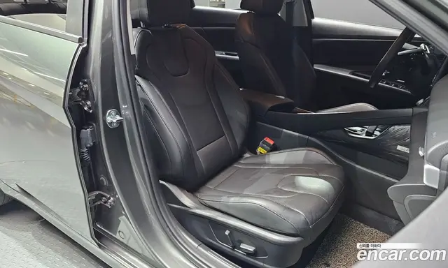 Hyundai Avante 2025 1.6 автомат (гидро), миниатюра 11