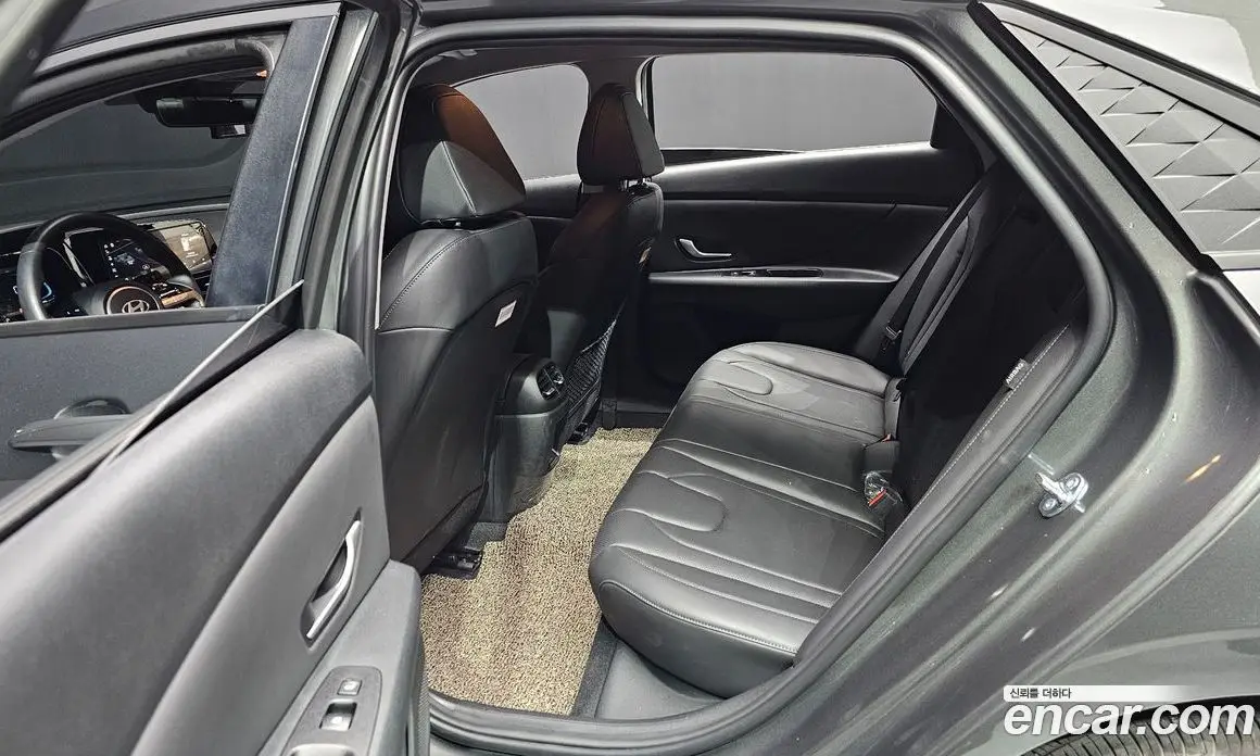 Hyundai Avante 2025 1.6 автомат (гидро), фото 13