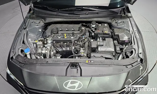 Hyundai Avante 2025 1.6 автомат (гидро), миниатюра 6
