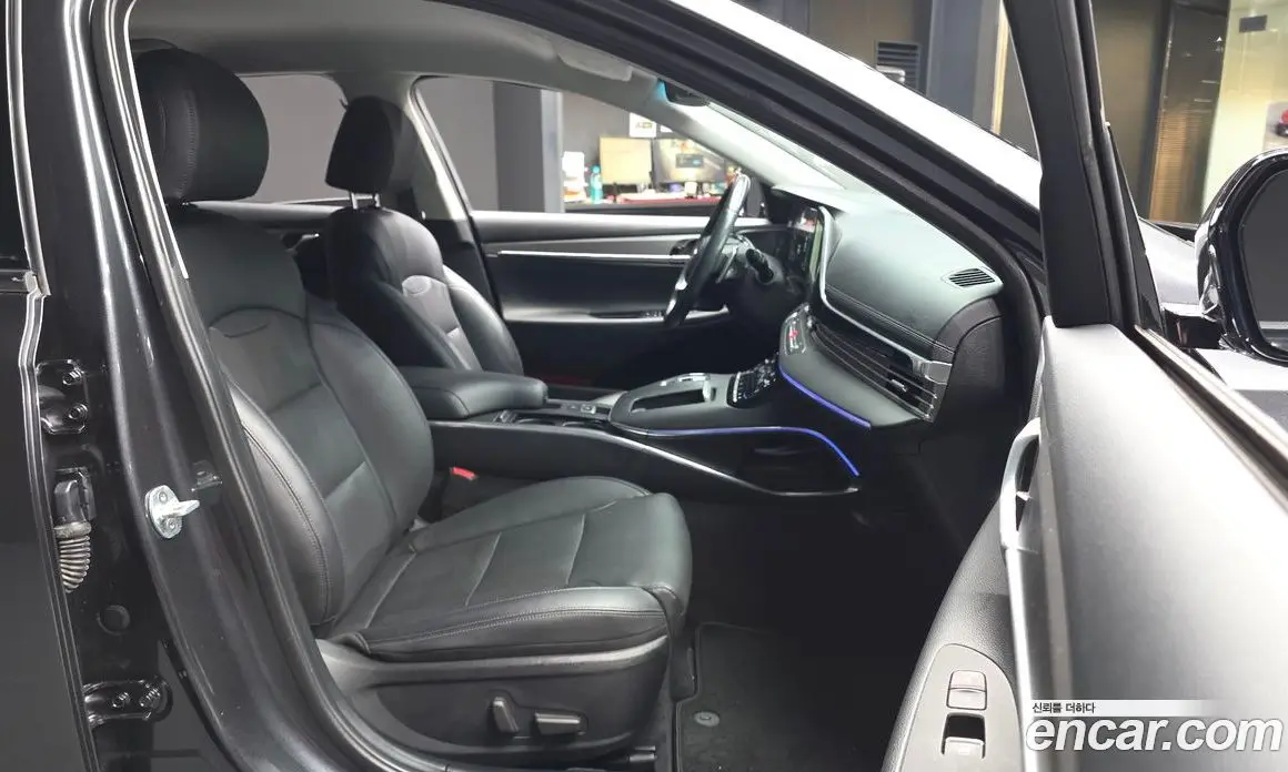 Hyundai Grandeur 2019 2.5 автомат (гидро), фото 17