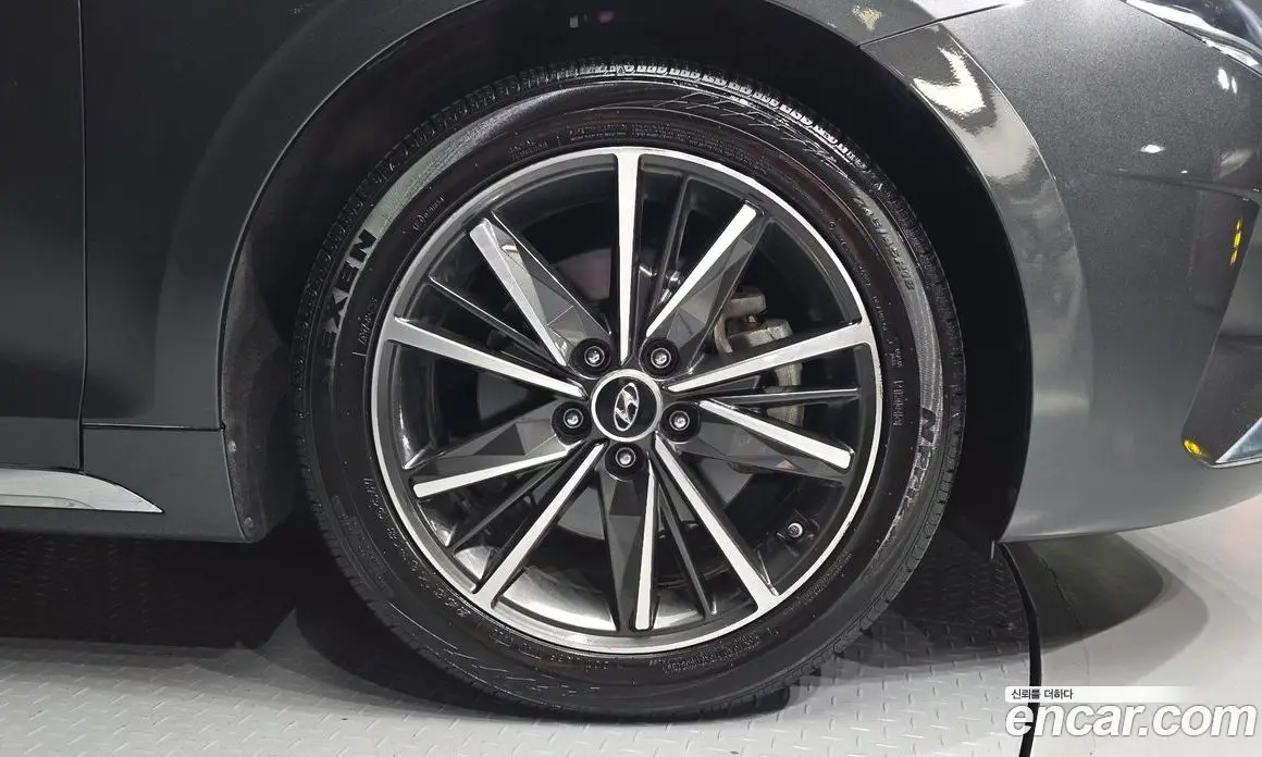 Hyundai Grandeur 2019 2.5 автомат (гидро), фото 7