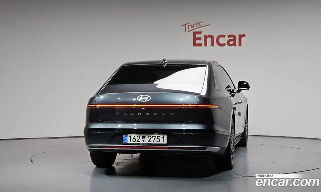 Hyundai Grandeur 2023 2.5 автомат (гидро), миниатюра 3