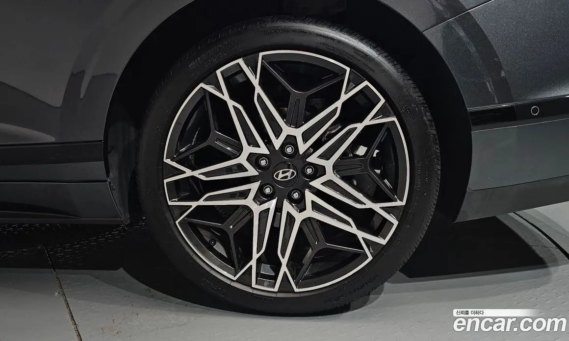 Hyundai Grandeur 2023 2.5 автомат (гидро), фото 6