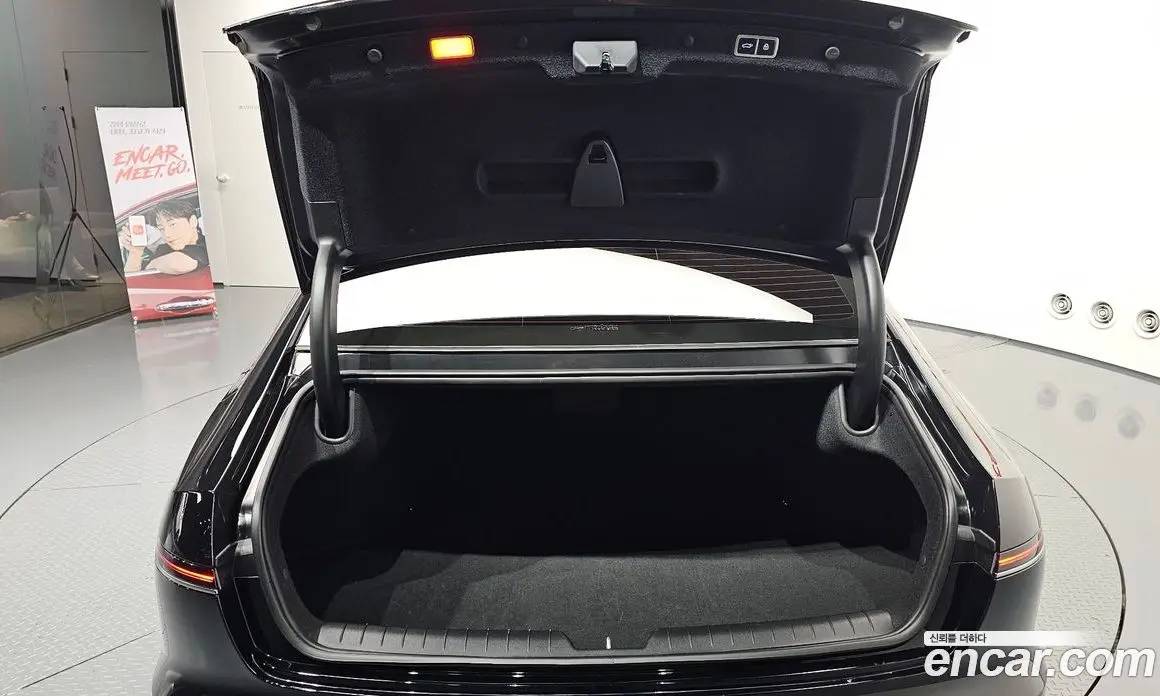 Hyundai Grandeur 2024 1.6 автомат (гидро), фото 34