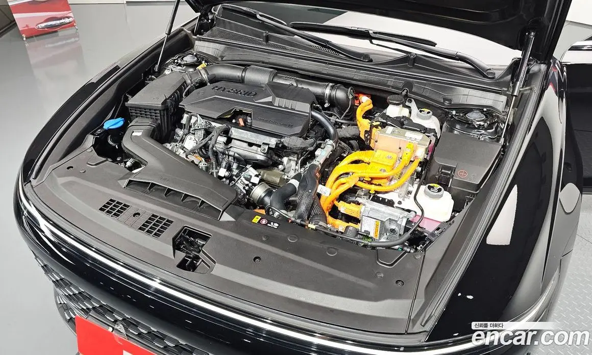 Hyundai Grandeur 2024 1.6 автомат (гидро), фото 6