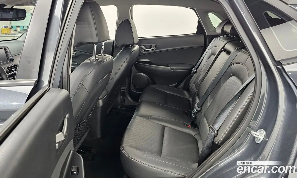 Hyundai Kona 2019 1.6 автомат (гидро), фото 12