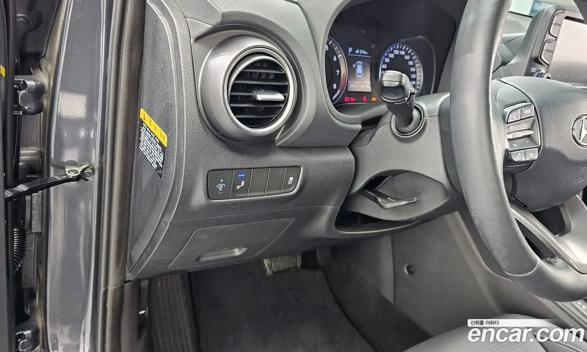 Hyundai Kona 2019 1.6 автомат (гидро), фото 18