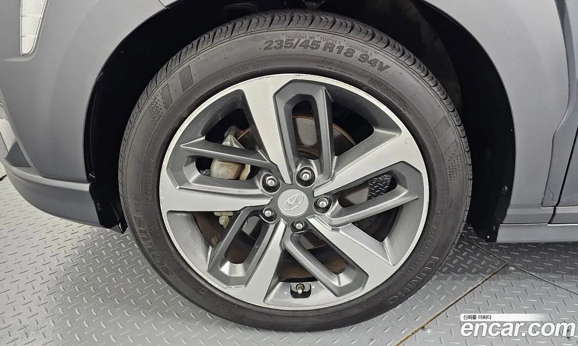 Hyundai Kona 2019 1.6 автомат (гидро), фото 5