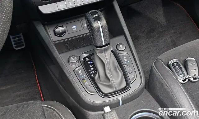 Hyundai Kona 2022 2.0 автомат (гидро), миниатюра 12