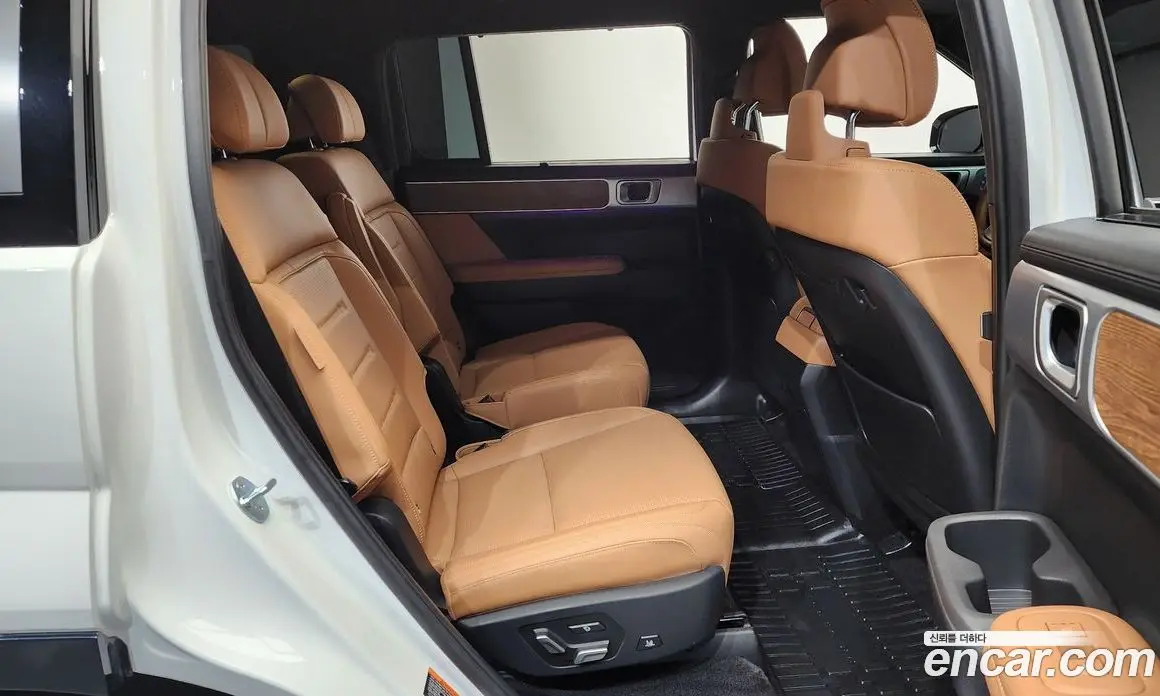 Hyundai Santa Fe 2024 1.6 автомат (гидро), фото 17