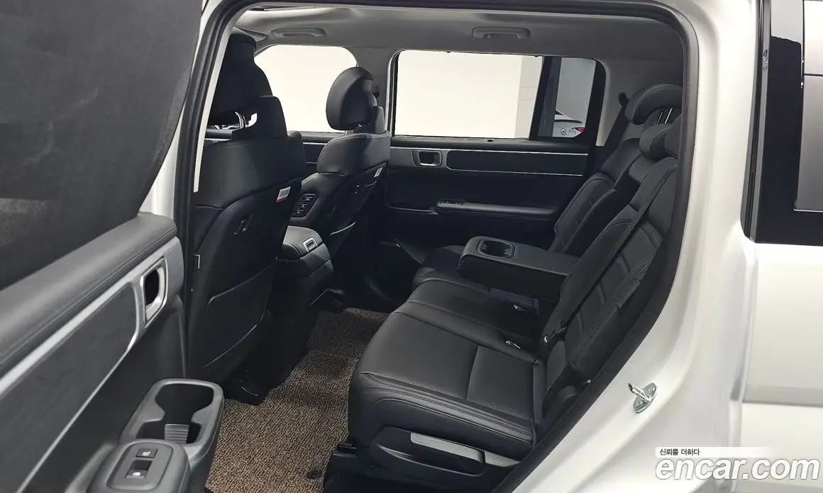 Hyundai Santa Fe 2025 2.5 автомат (гидро), фото 17
