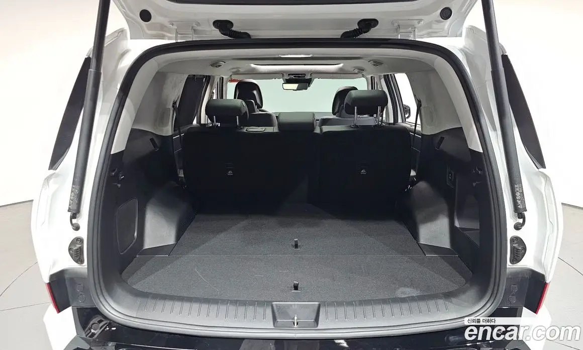 Hyundai Santa Fe 2025 2.5 автомат (гидро), фото 25