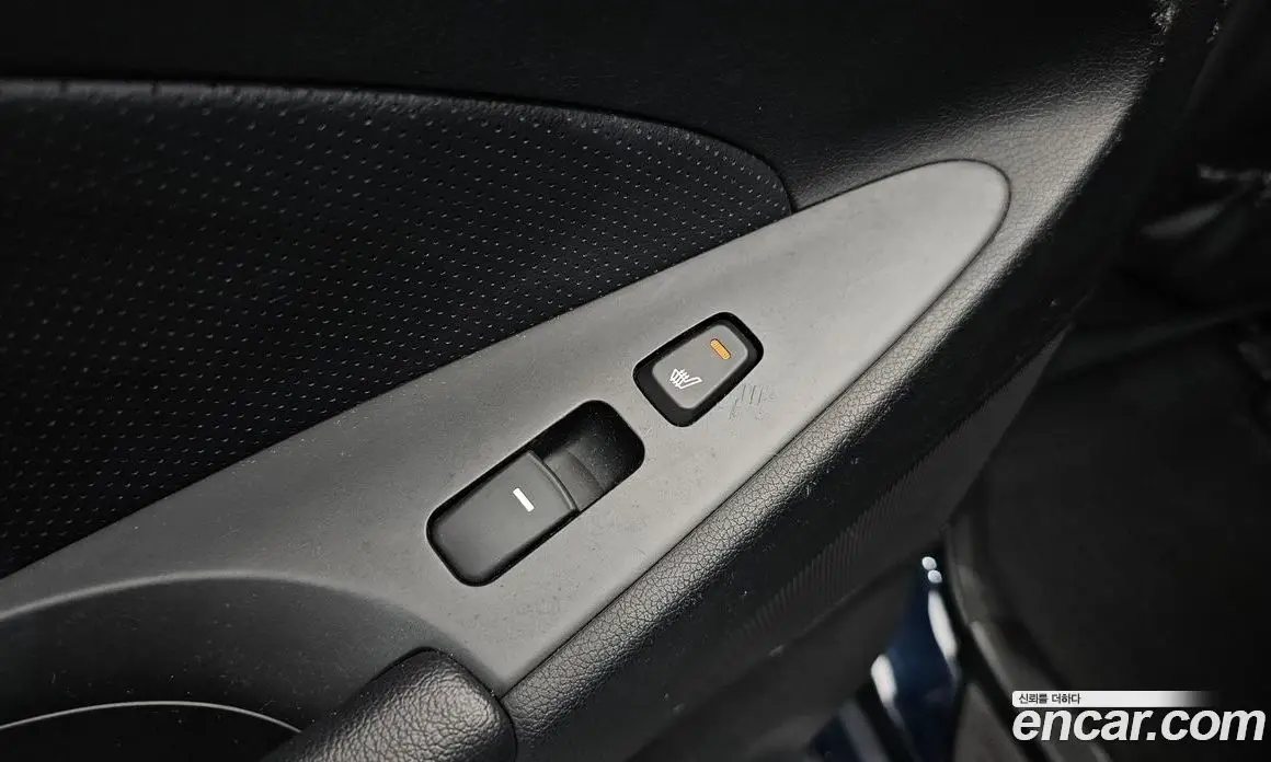 Hyundai Sonata 2013 2.0 автомат (гидро), фото 19