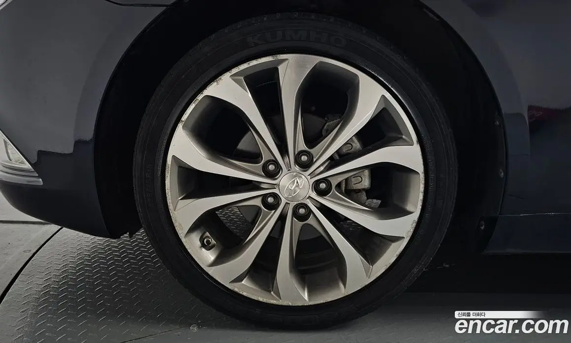 Hyundai Sonata 2013 2.0 автомат (гидро), фото 5