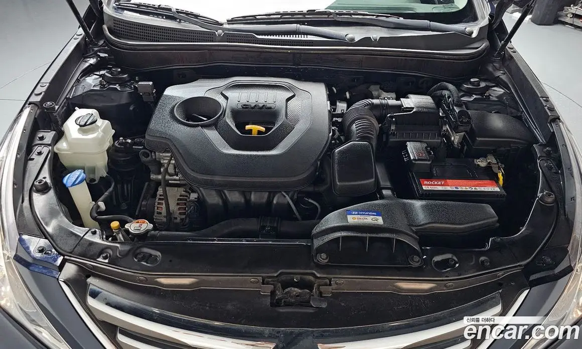 Hyundai Sonata 2013 2.0 автомат (гидро), фото 6