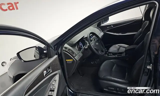 Hyundai Sonata 2013 2.0 автомат (гидро), миниатюра 10