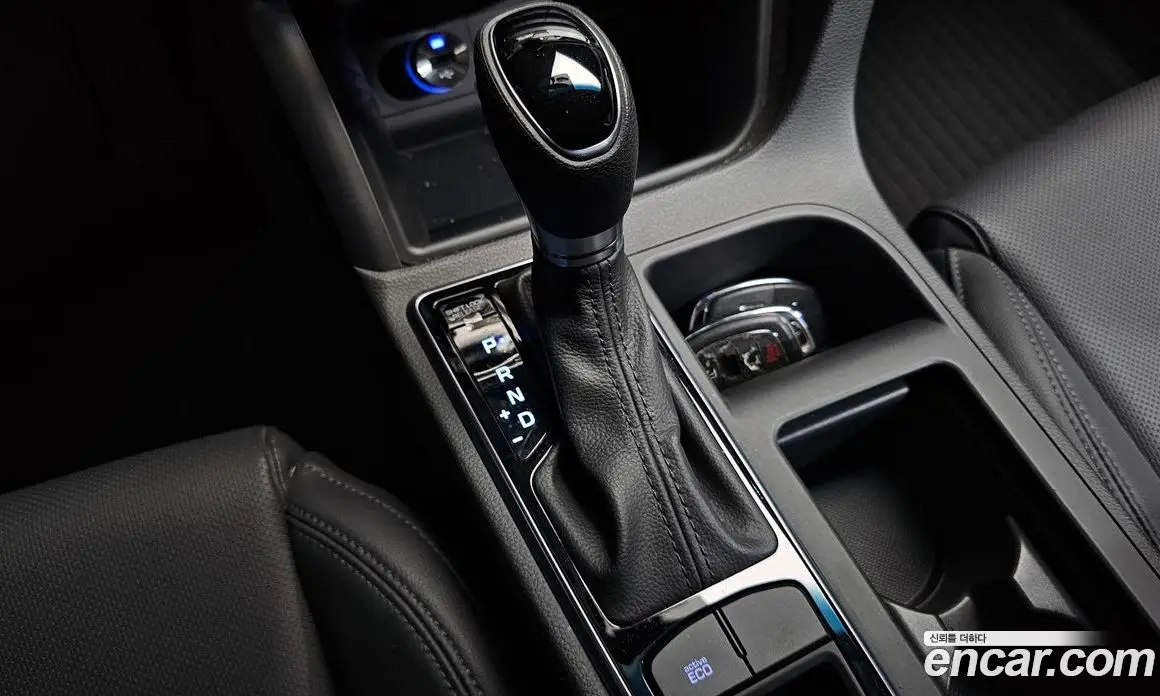 Hyundai Sonata 2014 2.0 автомат (гидро), фото 11