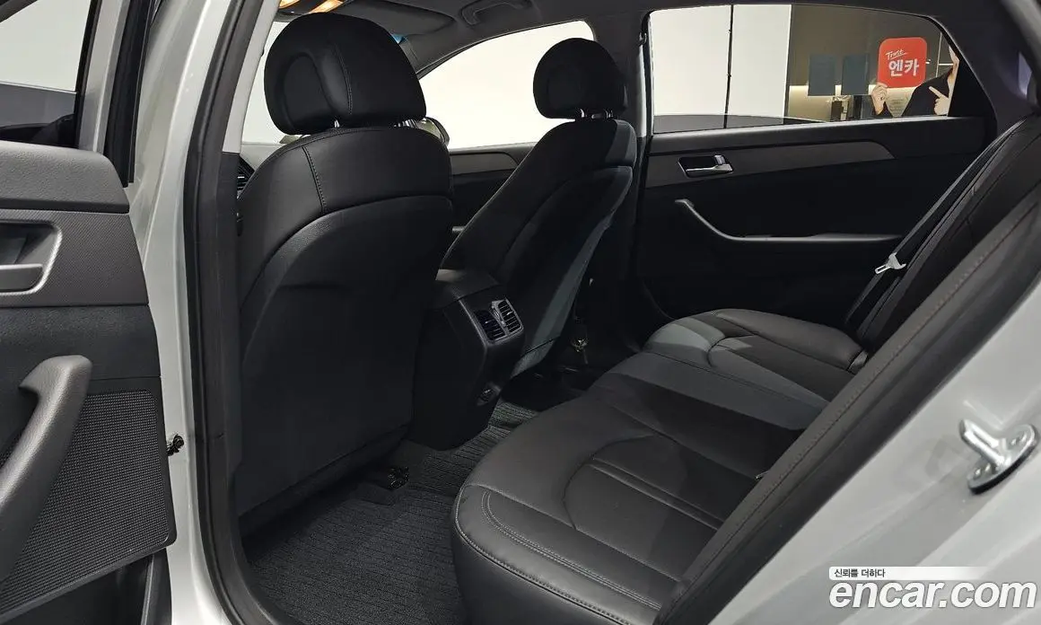 Hyundai Sonata 2014 2.0 автомат (гидро), фото 15