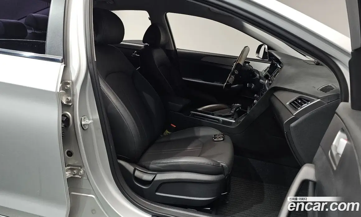 Hyundai Sonata 2014 2.0 автомат (гидро), фото 17