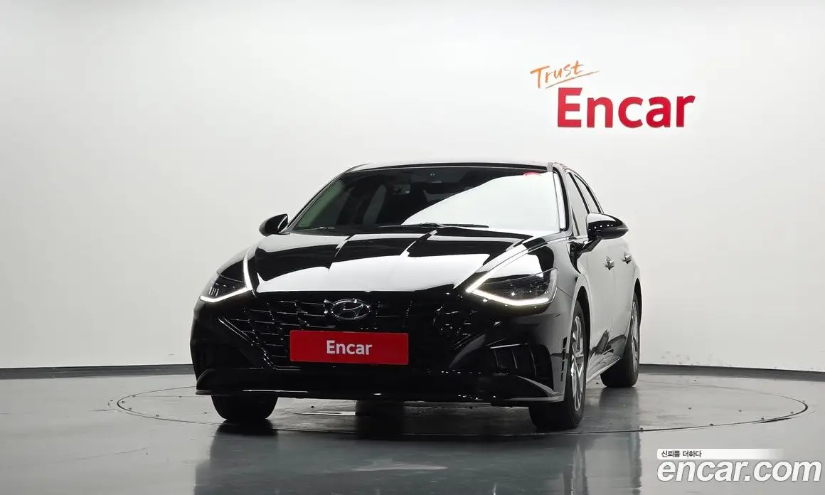Hyundai Sonata 2022 2.0 автомат (гидро), фото 3