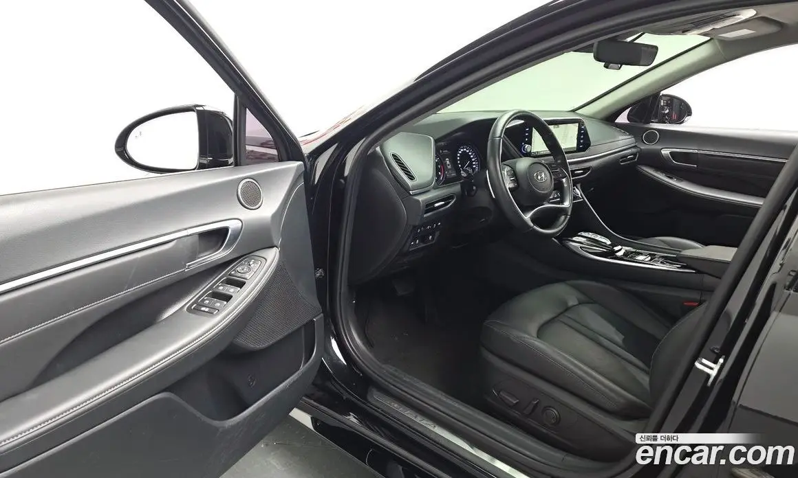 Hyundai Sonata 2022 2.0 автомат (гидро), фото 10