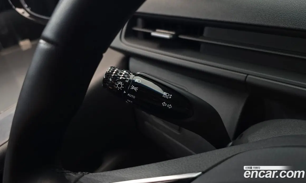 Hyundai Staria 2023 3.5 автомат (гидро), фото 22