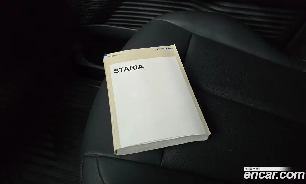 Hyundai Staria 2023 3.5 автомат (гидро), фото 28