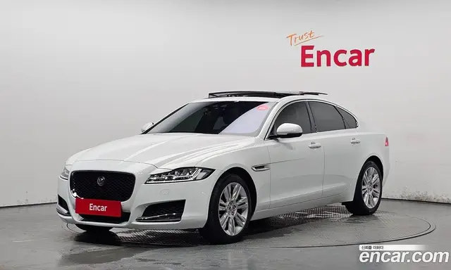 Jaguar XF, 2018, 62 101 км