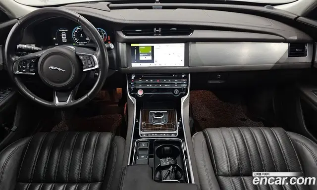 Jaguar XF 2018 2.0 автомат (гидро), миниатюра 7