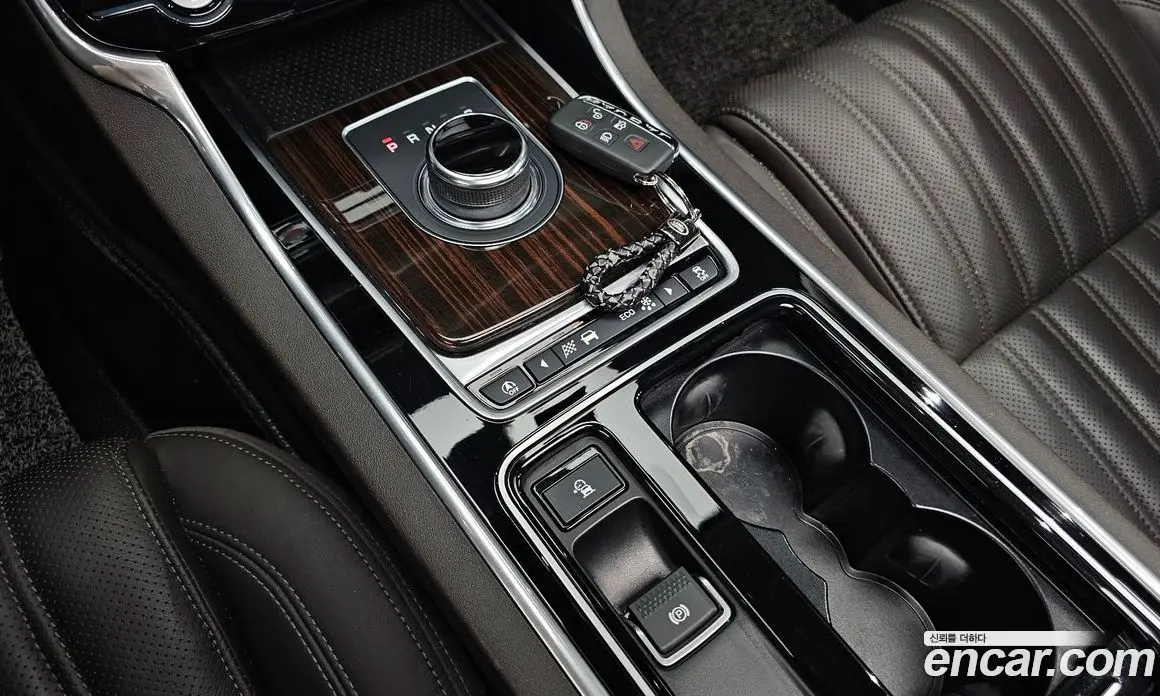 Jaguar XF 2018 2.0 автомат (гидро), фото 9