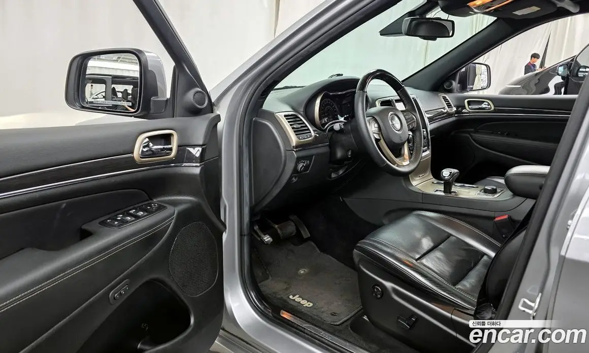 Jeep Cherokee 2014 3.0 автомат (гидро), фото 10 Jeep Cherokee 2014 3.0 автомат (гидро), фото 10