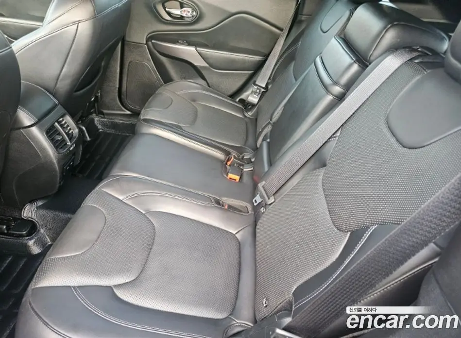 Jeep Cherokee 2018 2.4 автомат (гидро), фото 13