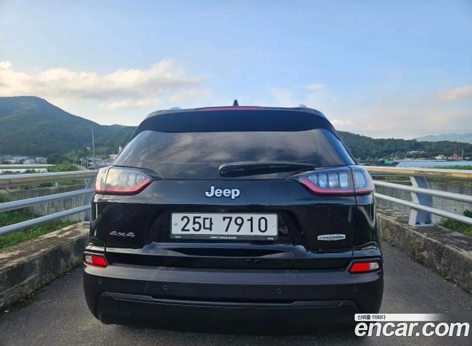 Jeep Cherokee 2018 2.4 автомат (гидро), фото 4