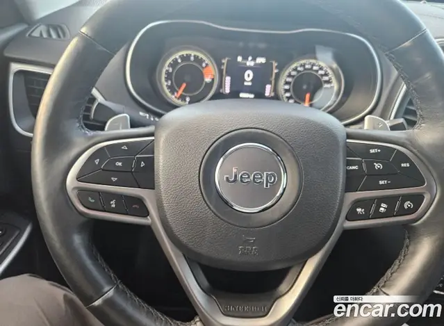 Jeep Cherokee 2018 2.4 автомат (гидро), миниатюра 7
