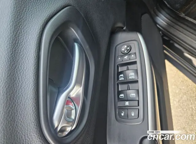Jeep Cherokee 2018 2.4 автомат (гидро), миниатюра 9