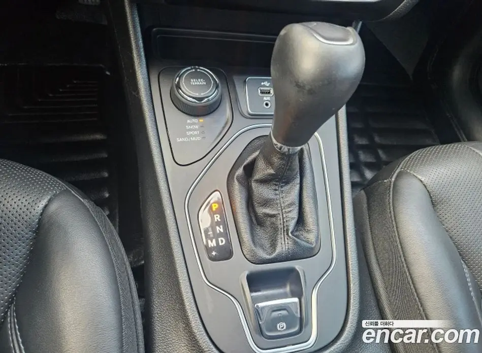 Jeep Cherokee 2018 2.4 автомат (гидро), фото 10