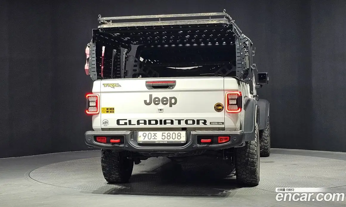 Jeep Gladiator 2021 3.6 автомат (гидро), фото 4