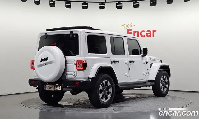 Jeep Wrangler 2021 2.0 автомат (гидро), миниатюра 2