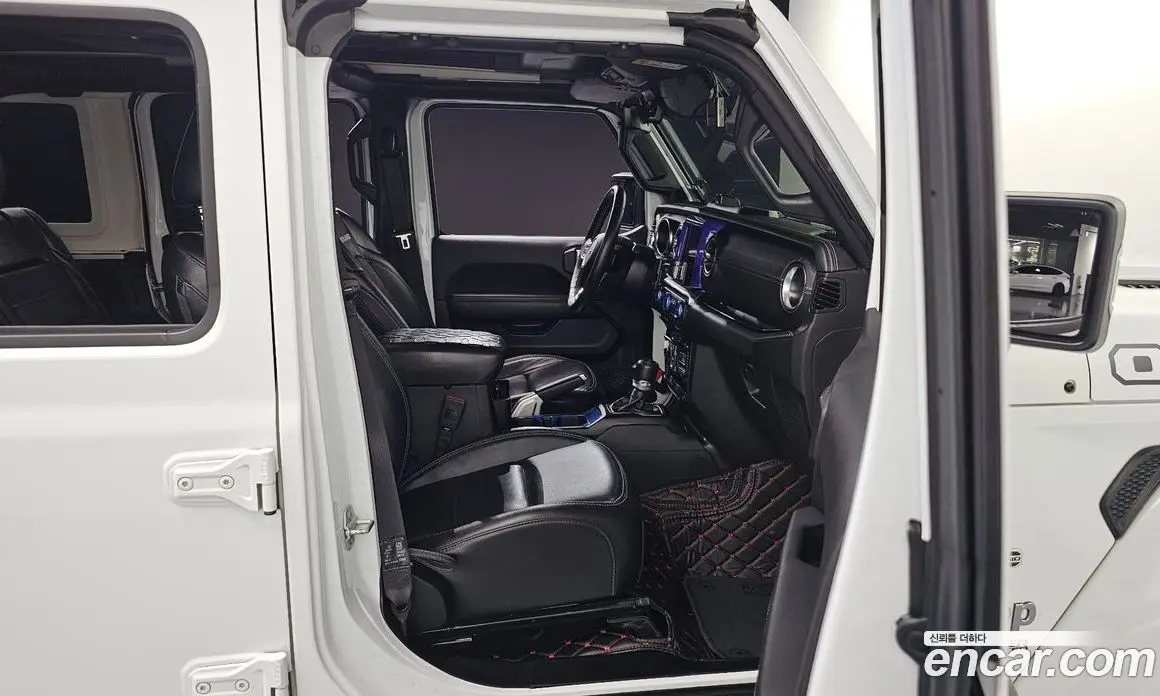 Jeep Wrangler 2021 2.0 автомат (гидро), фото 16