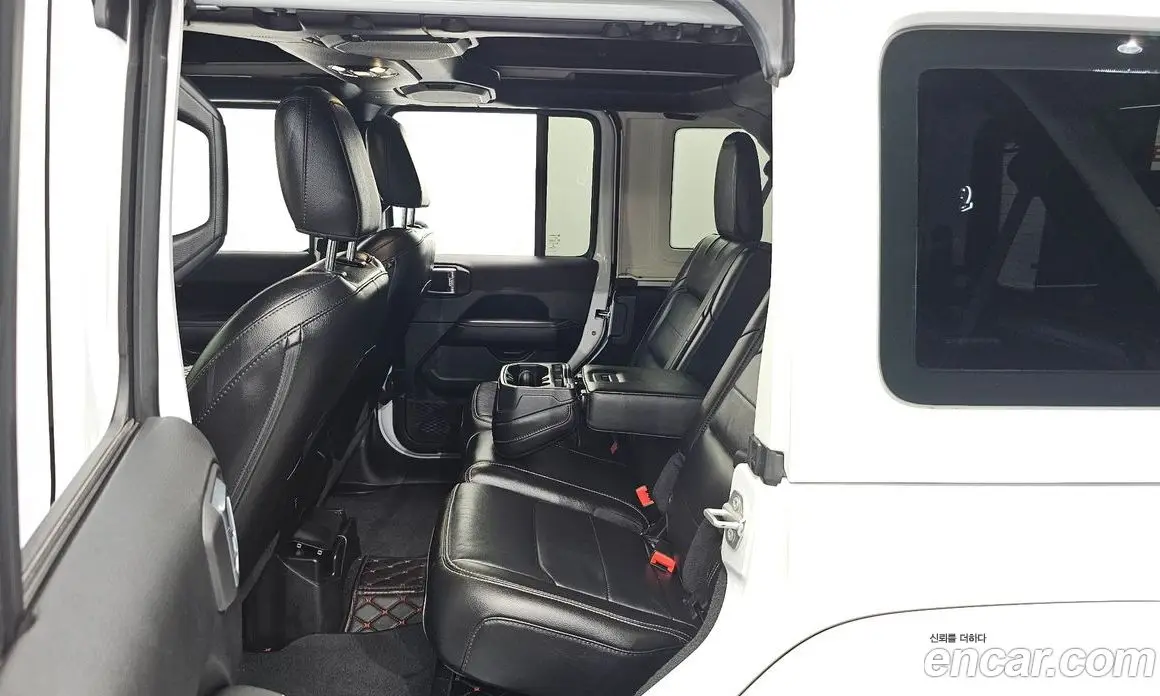 Jeep Wrangler 2021 2.0 автомат (гидро), фото 18