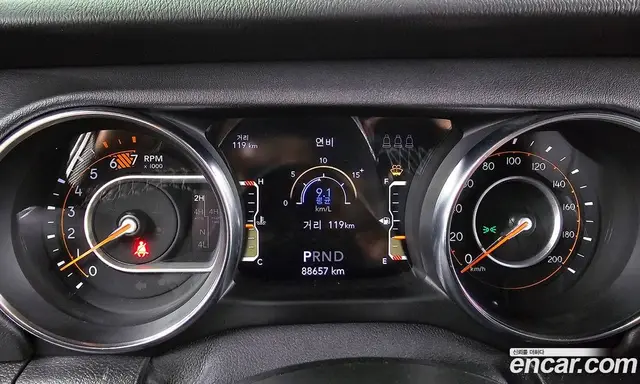 Jeep Wrangler 2021 2.0 автомат (гидро), миниатюра 11