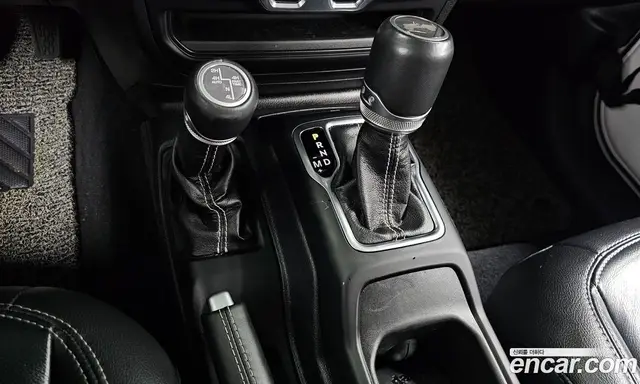 Jeep Wrangler 2021 2.0 автомат (гидро), миниатюра 12