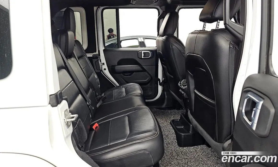 Jeep Wrangler 2021 2.0 автомат (гидро), фото 18