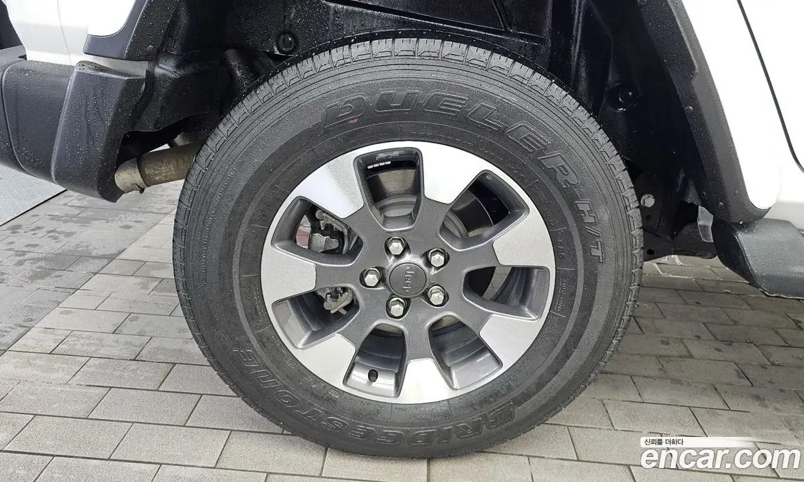 Jeep Wrangler 2021 2.0 автомат (гидро), фото 5