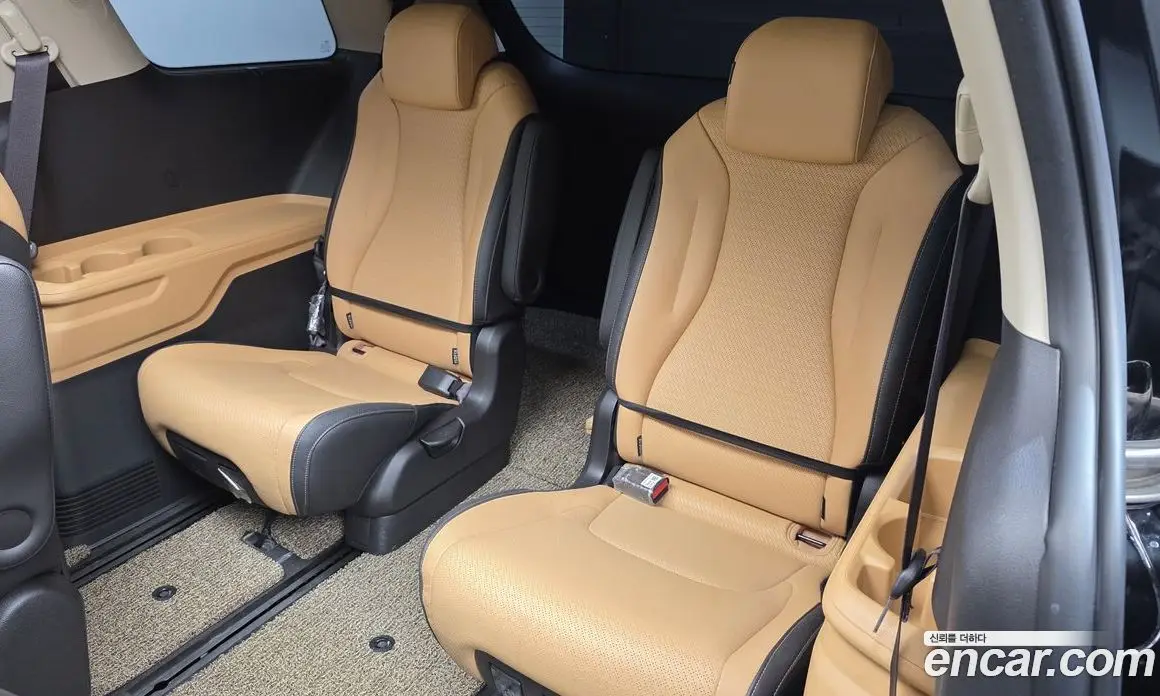 Kia Carnival 2021 3.5 автомат (гидро), фото 17