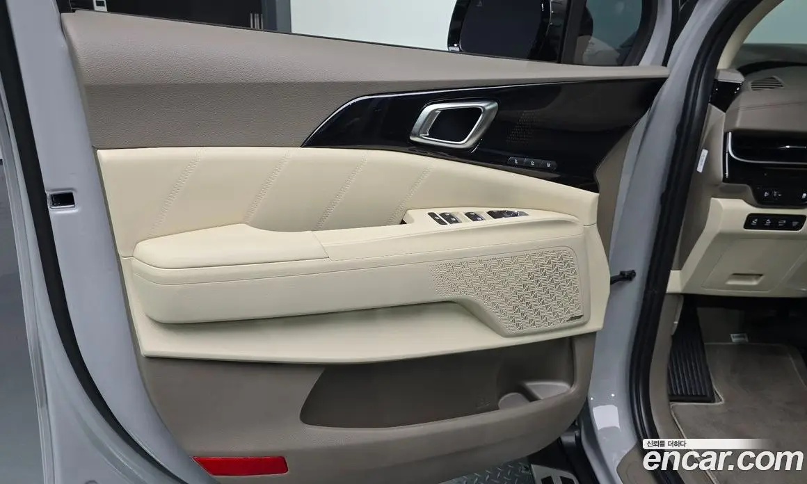 Kia Carnival 2025 3.5 автомат (гидро), фото 13