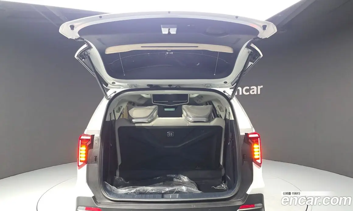 Kia Carnival 2025 1.6 автомат (гидро), фото 38